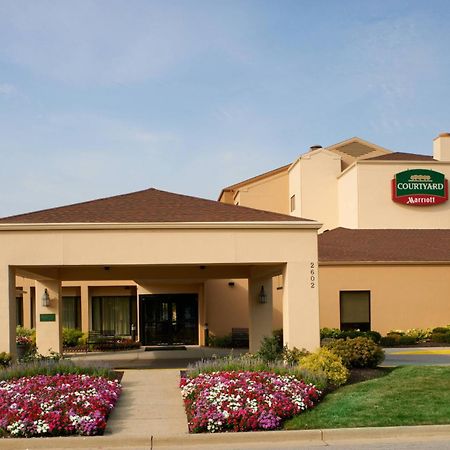 Courtyard By Marriott Indianapolis Airport Hotel Ngoại thất bức ảnh