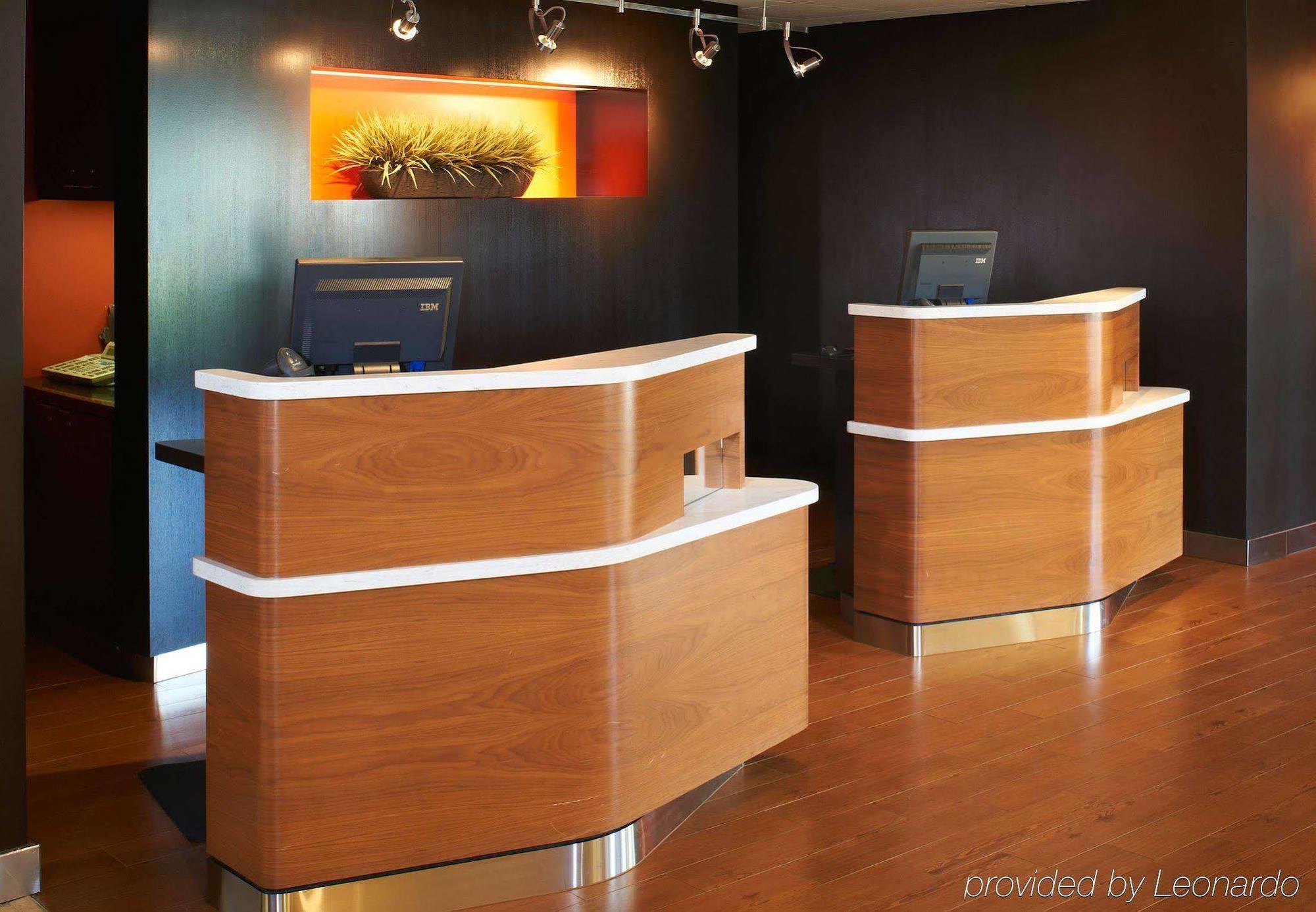 Courtyard By Marriott Indianapolis Airport Hotel Ngoại thất bức ảnh